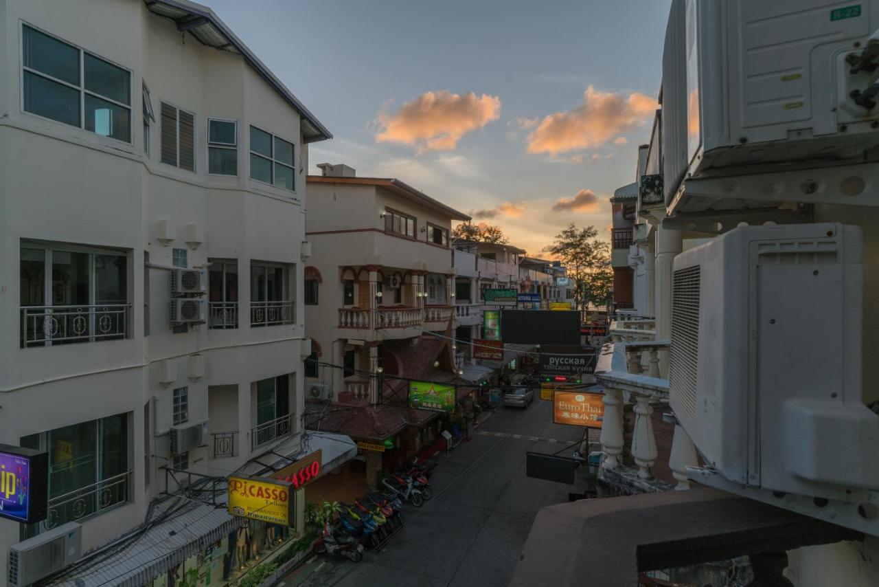 Knock Knock Beach Boutique Hotel Patong Exterior photo